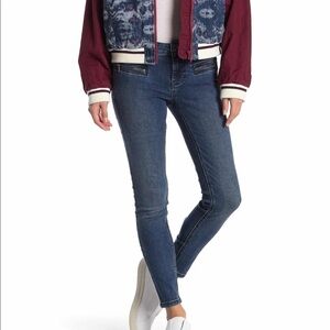 NWT Free People Zipper Low Rise Skinny Jeans